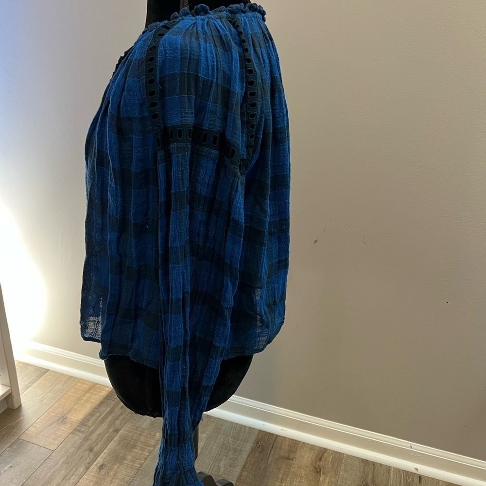 Free People Blue and Black Ruffled Tie Front Blouse with crochet detail M - Picture 3 of 9